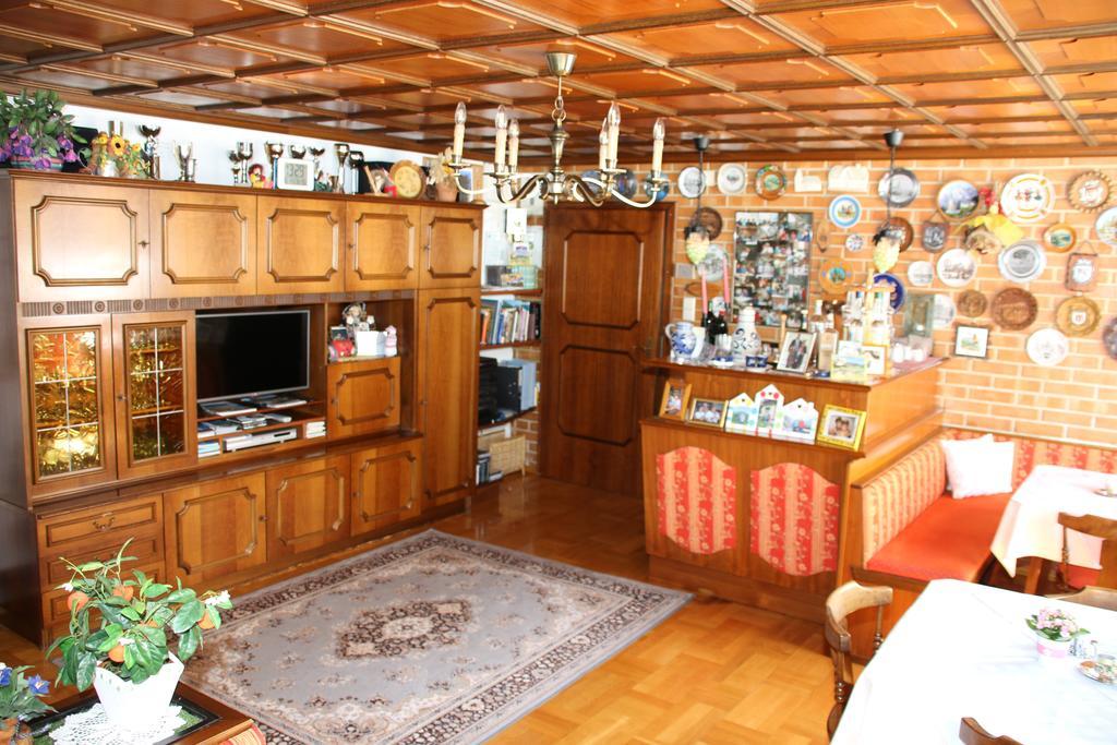 Haus Dorfer Bed & Breakfast Mariapfarr Ngoại thất bức ảnh