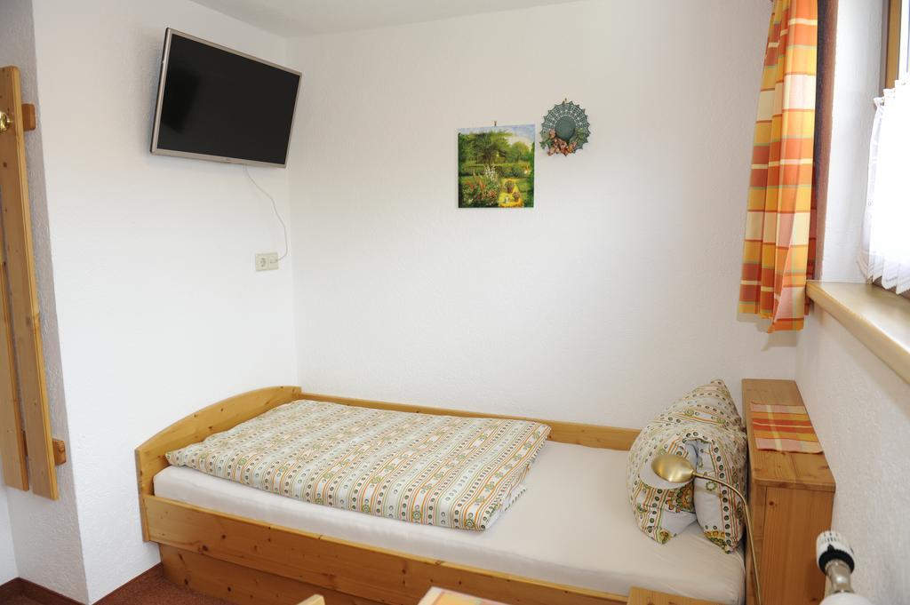 Haus Dorfer Bed & Breakfast Mariapfarr Ngoại thất bức ảnh